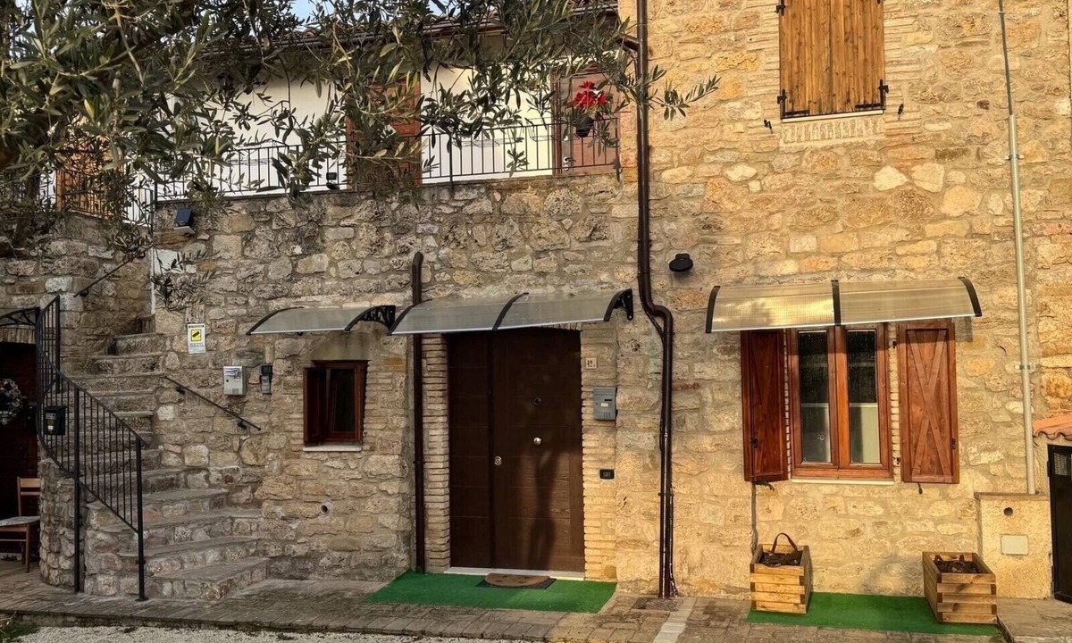 Rivotorto House | Holiday Home 'Genghetta' with Garden, Wi-Fi and Air Conditioning