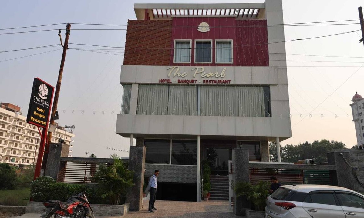 Varanasi Hotel | Hotel The Pearl