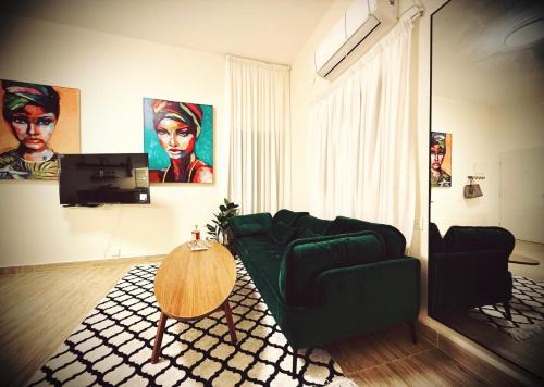 Haifa Apartment | Irooms770B