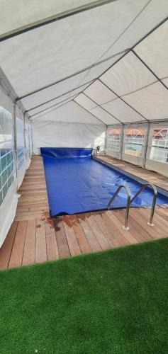 Migdal Ski Chalet | kinneret love sounds