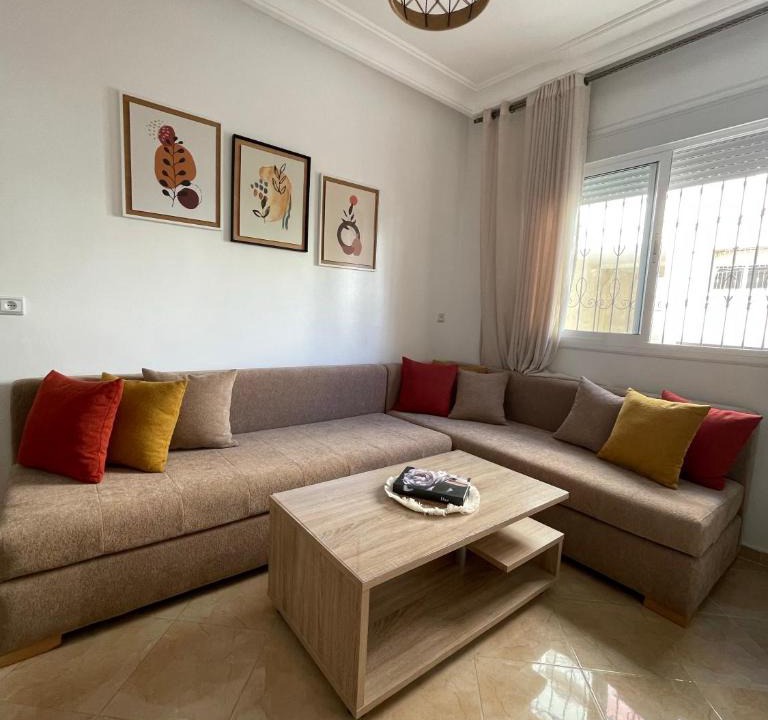Tanja Balia Apartment | Lina Appartement RICO COSTA 3 min PLAYA, GARE TGV, CARREFOURE, CITY MALL