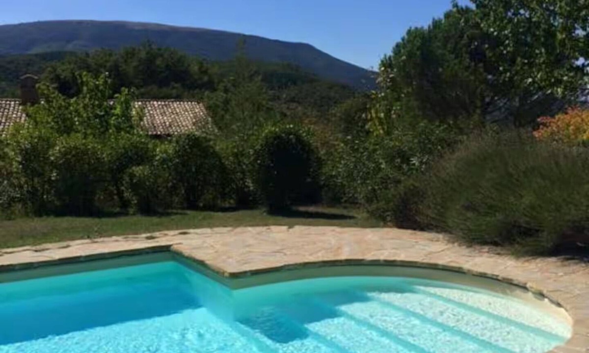Assisi Cottage | Lovely Two Bedrooml Cottage, Swimming Pool, Free WIFI (Cimabue)