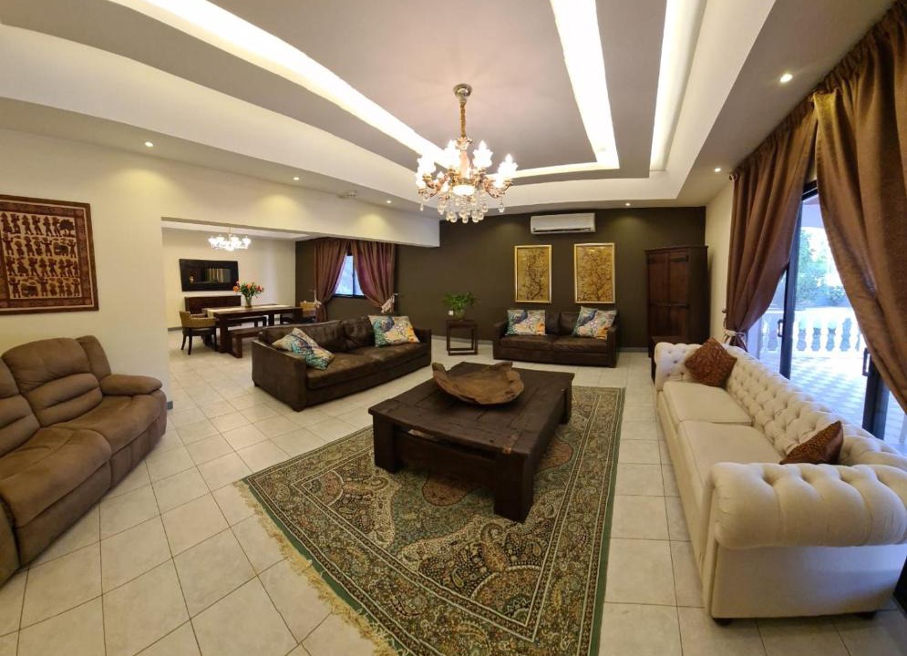 Jannusan Villa | Luxury holiday villas in Bahrain for Families