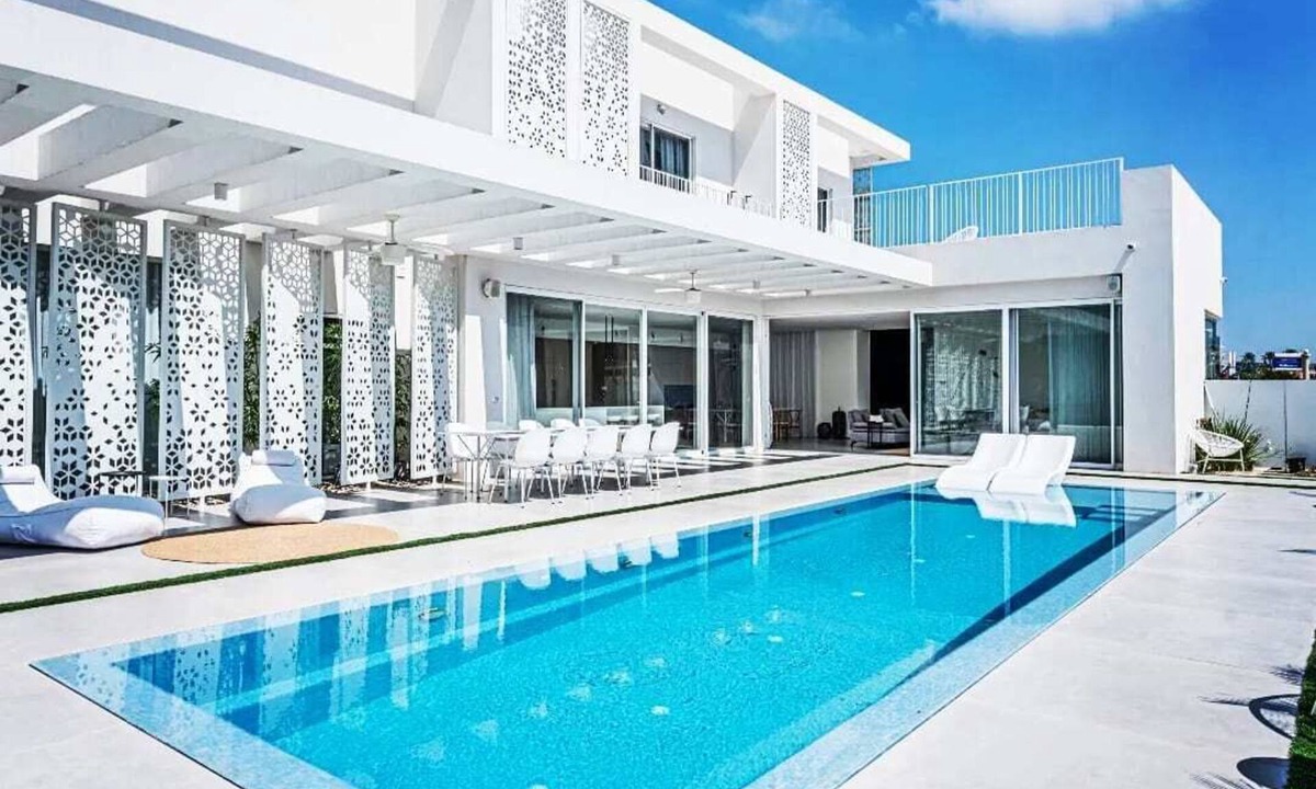 Caesarea Villa | Luxury villa 5 minutes from the beachand the ancient port of Caesarea