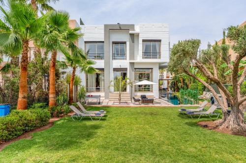 El Makina Villa | M revasion 5 bedroom villa facing golf course breakfast and light housekeeping included