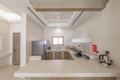 King Abdul Aziz Road Villa | Mabaat-Jasmine Greek Villa 4BR- 583 Villa 17