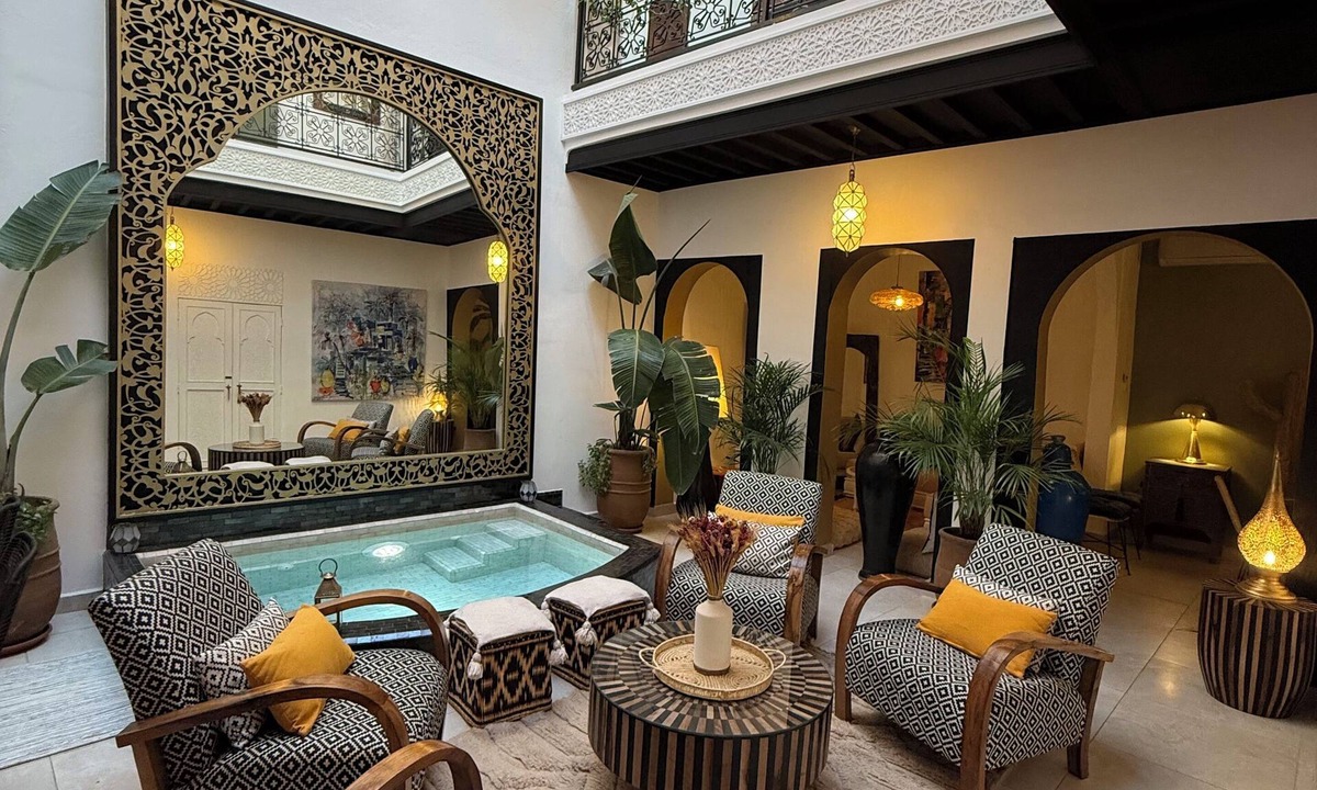 Bab Doukkala House | Magnificent Riad Julilu Privatise in the heart of the Medina (11P)
