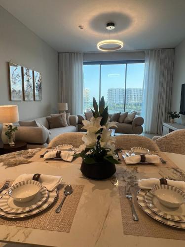 Muharraq Apartment | Marassi Al Bahrain Luxury Apartment Pool View