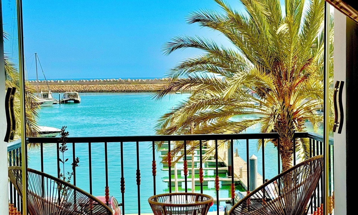 Secteur Touristique Apartment | Marina view | 2 Suites with private bathrooms | Beach 2 min | Pool 1 min