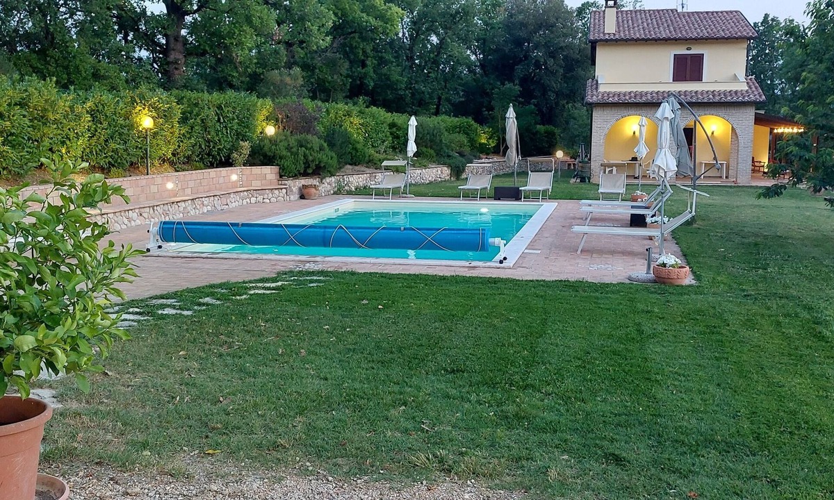 Precetto Villa | Marmore Falls - Villa with heated pool, open from April to October