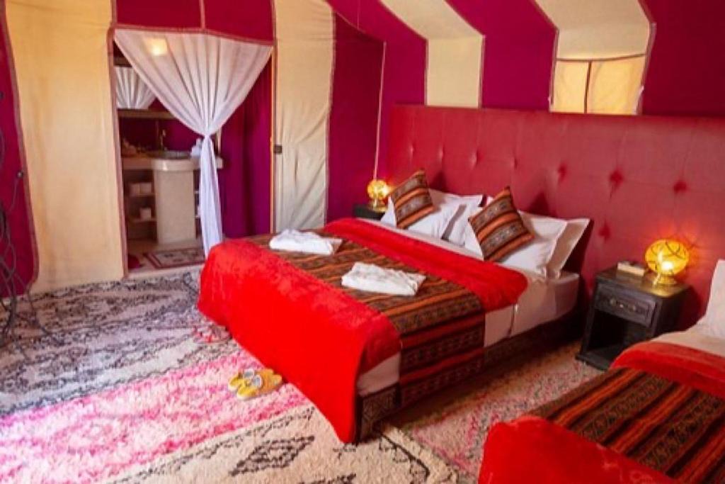 Merzouga Boat Rental | Merzouga Dream Camp