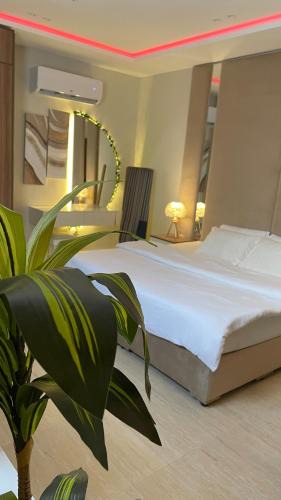 Al Khobar Apartment | Mfj Marbella Stay دخول ذاتي بموقف خاص وإطلالة مسبح