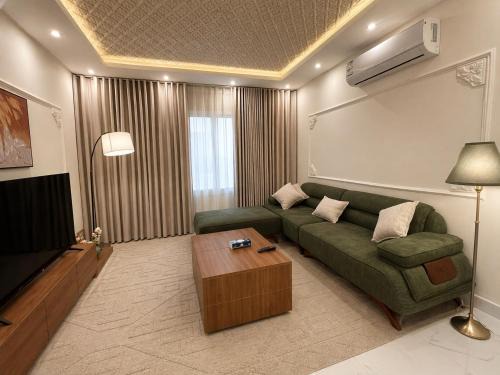 Al Khobar Apartment | Modern 3-bedroom apartment self check in