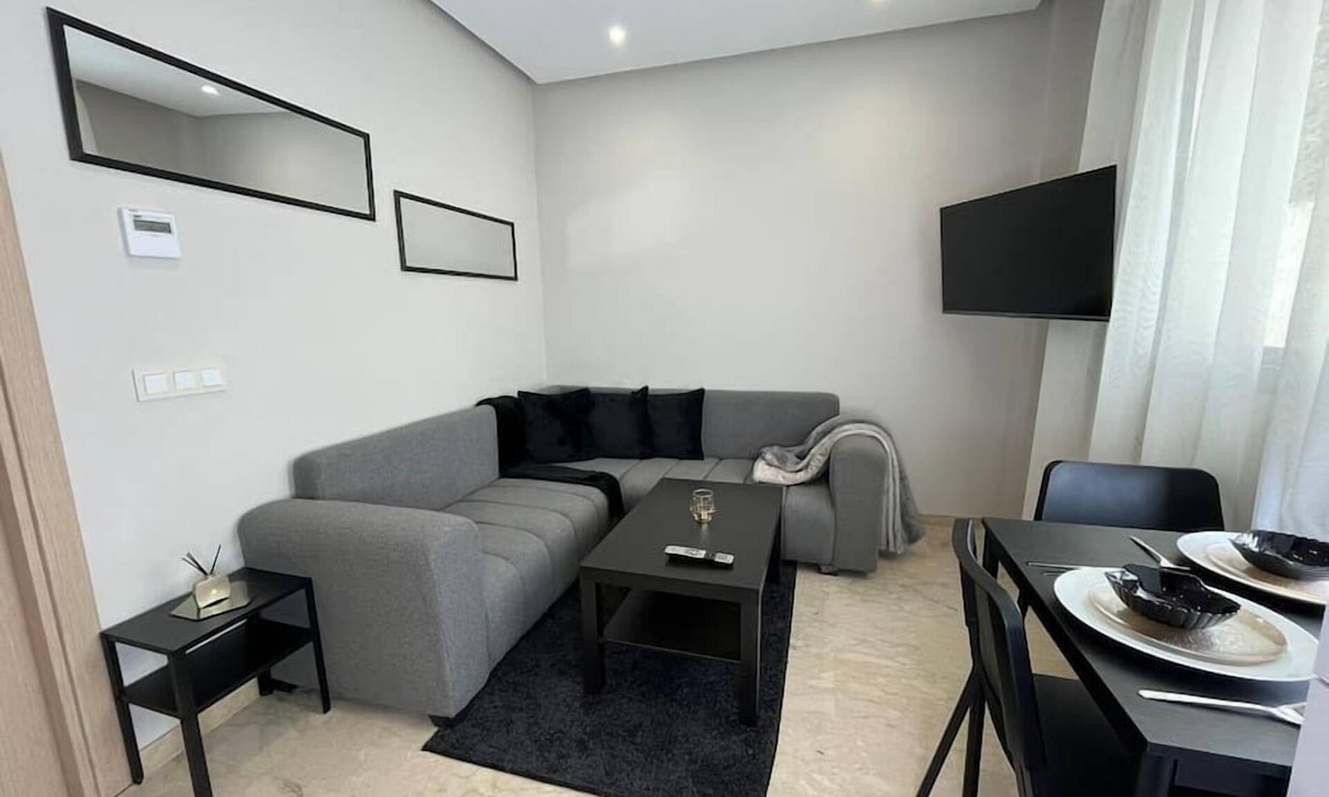 Casablanca Apartment | Modern Cosy Studio blv Anfa, Casablanca Center
