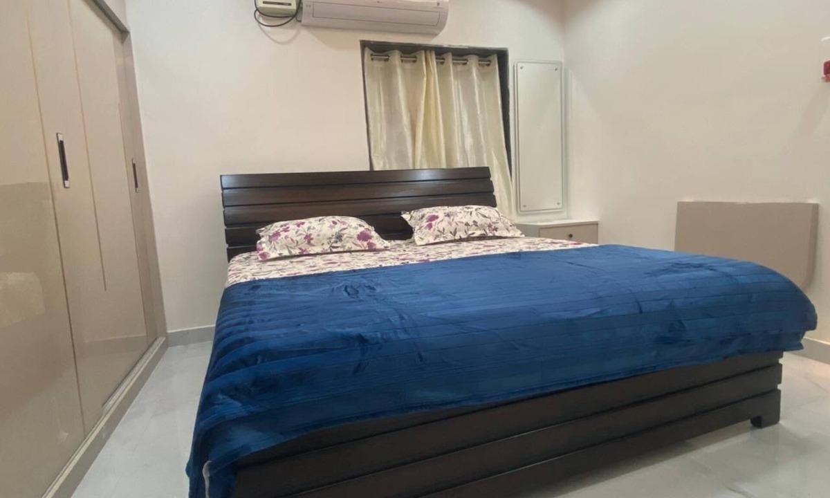 Hyderabad Apartment | Modern & Cozy 2BHK, 2ACs, Fully Furnished, Near IT-Hub