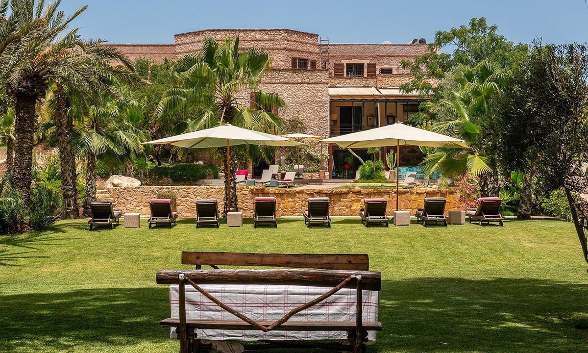 Sidi Kaouki Villa | My Rental Homes - Le Jardin Mogador private pool large garden with lake