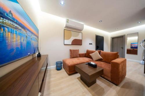 Al Hamra Apartment | N30 Modern spacious studio with a relaxing lounge