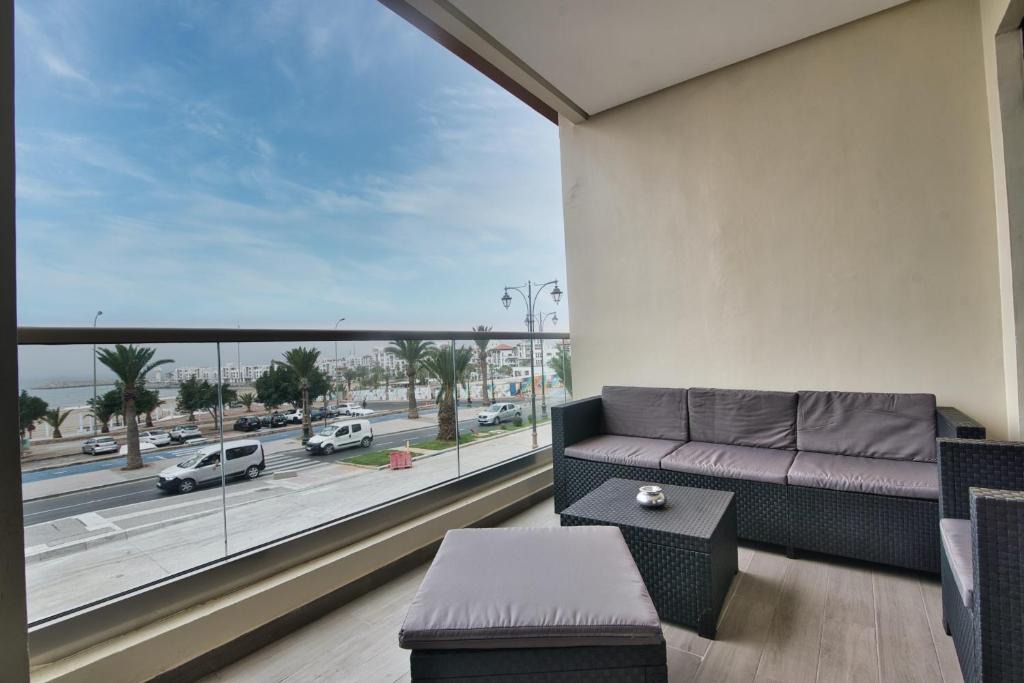 Secteur Touristique Apartment | New Luxury Apartment 135sqm with Seaview Unlimited WiFi and Optical Fiber