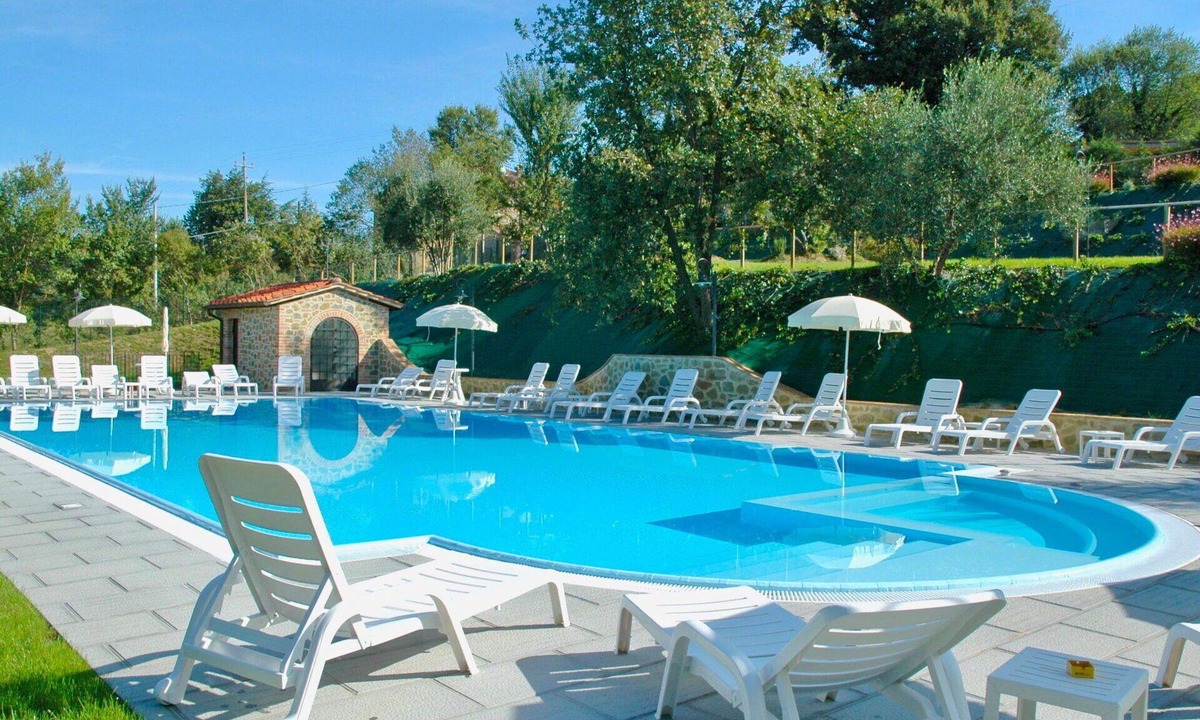 Po' Bandino Villa | Nice apartment in villa for 4 people with WIFI, A/C, pool, TV and patio