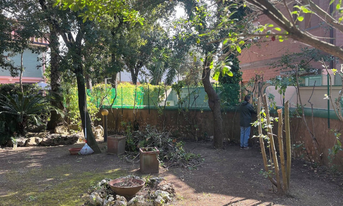 Fregenae Villa | Niche within walking distance of the sea, commercial center, Private access.