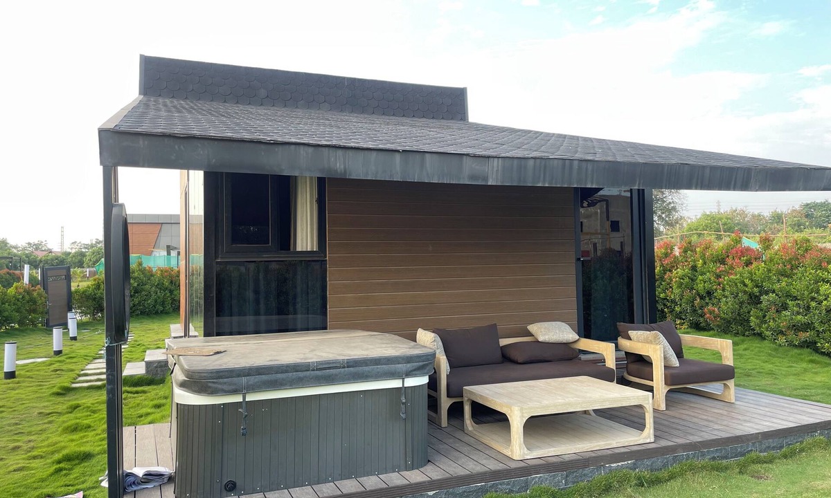 Hyderabad Cottage | Orchid - Premium cabin with Private Jacuzzi in Hyderabad by Homeyhuts