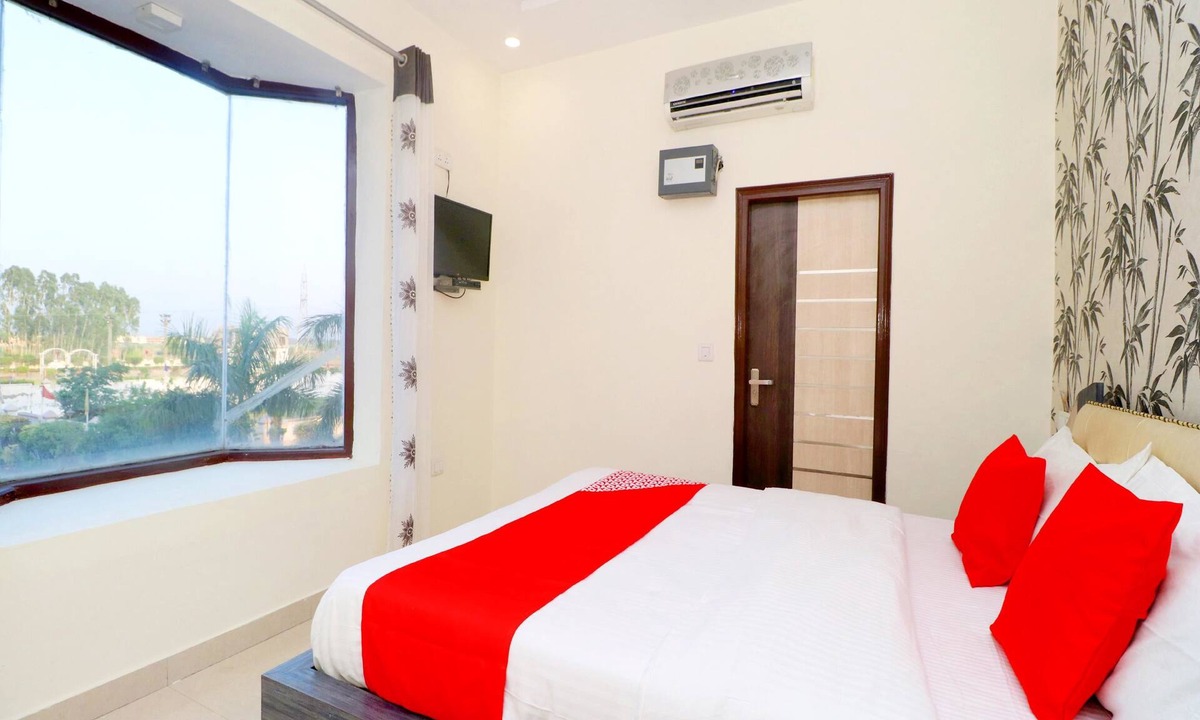 Ambala Hotel | OYO 36854 Sangam Resort
