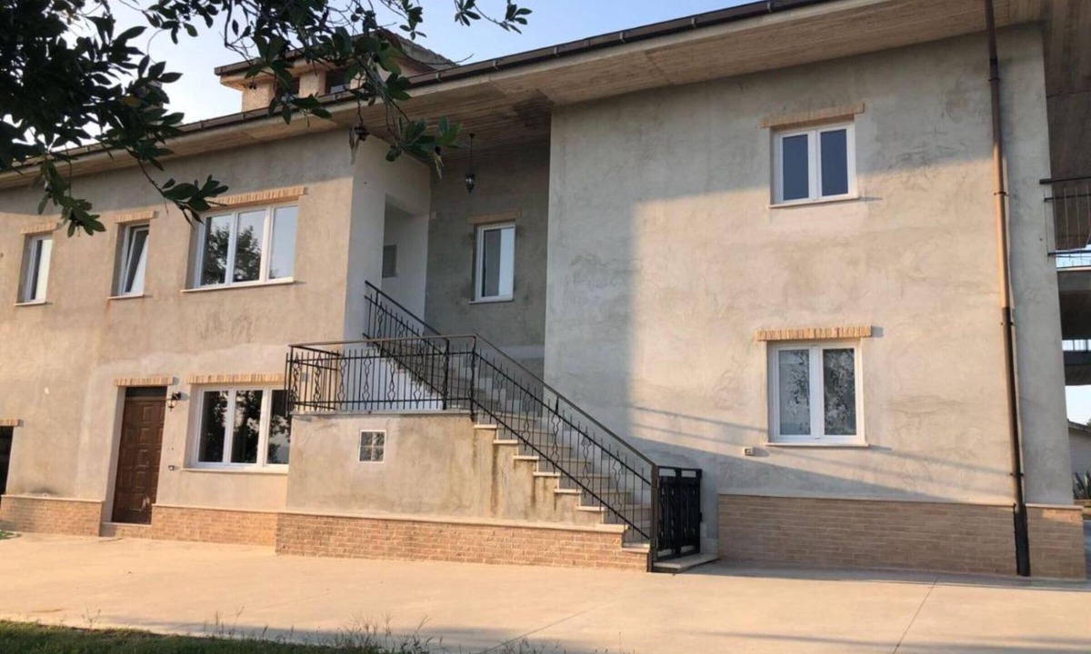 Offida House | Palme e Vigne Holiday Home – Garden, Terrace, and Dogs Welcome