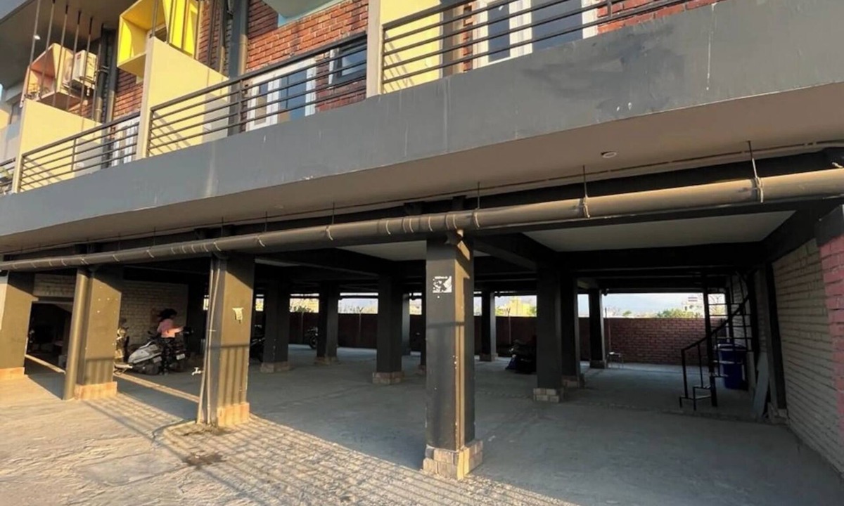 Rishikesh Apartment | Peaceful 1-bedroom apartment with AC in vibrant Rishikesh
