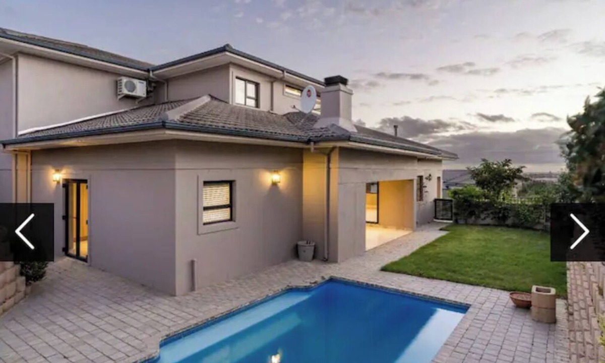 Cape Town City Centre Villa | Private, secure 4 bedroom Villa with pool and view