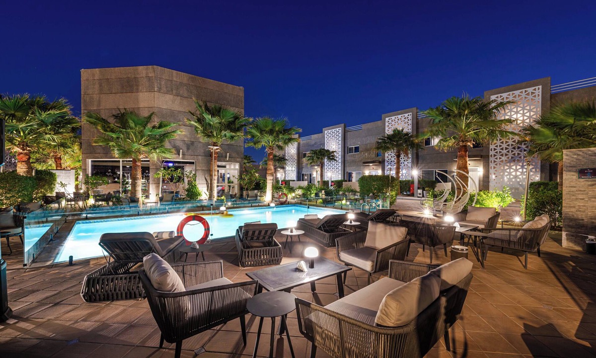 Riyadh Villa | Renium Al Qairawan Resort - Riyadh