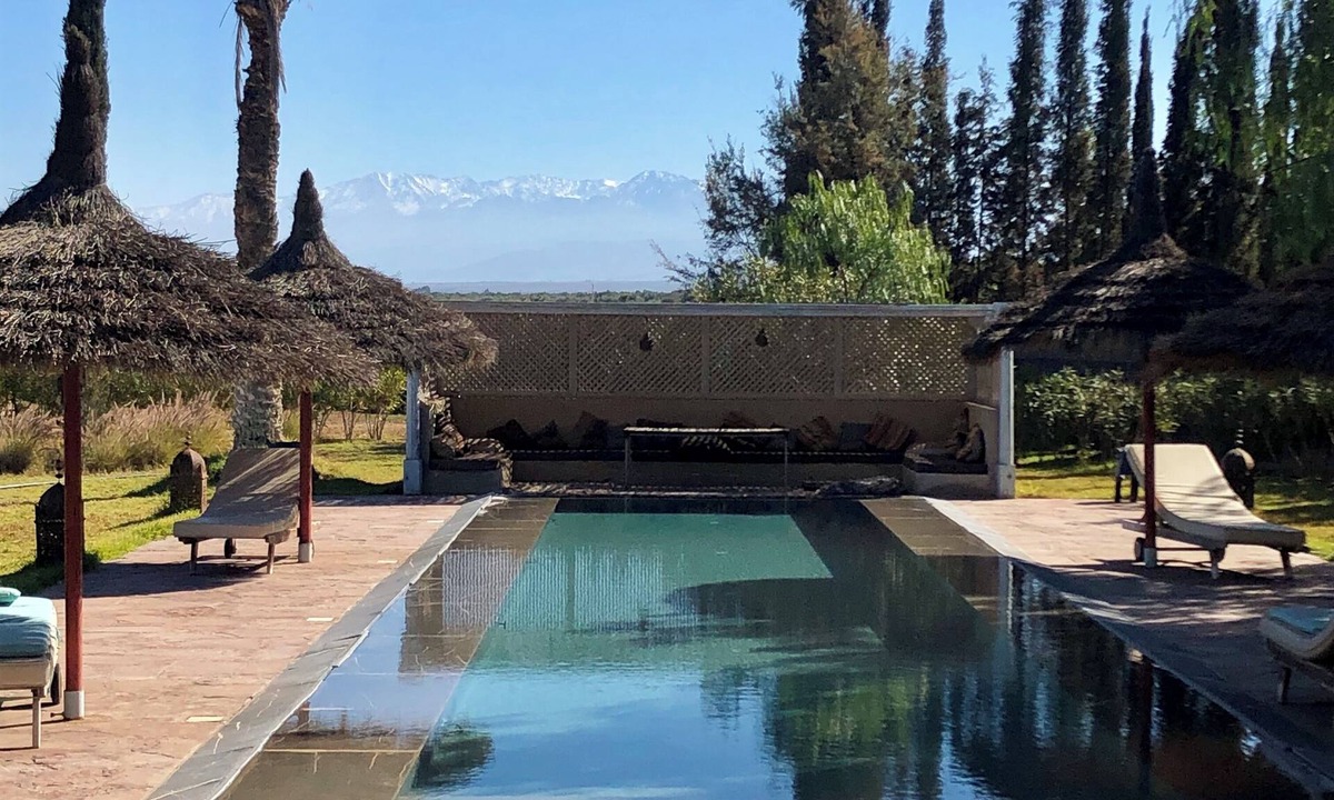 Tameslouht House | Riad in the countryside & view of Atlas
