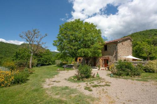 Subbiano Apartment | Romantic stone farmhouse studios with private terrace in beautiful Tuscany