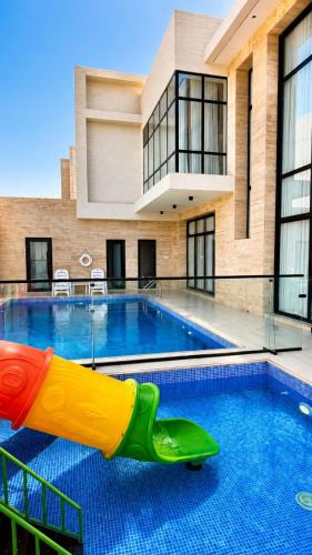 Al Khobar Ski Chalet | Royal Resort Al-Khobar 2 - شاليه رويال الخبر 2