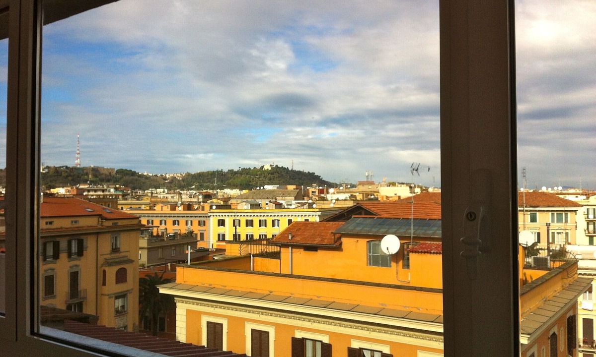 Rione XIV Borgo Apartment | SAINT ANGELO CENTRAL TOP FLOOR APARTMENT NEAR SAINT PETERS (AirCon-WiFi)