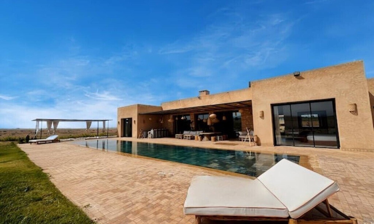 Souihla Villa | Serenity Awaits: Luxurious Four-Bedroom Villa Near Marrakech Center and Airport