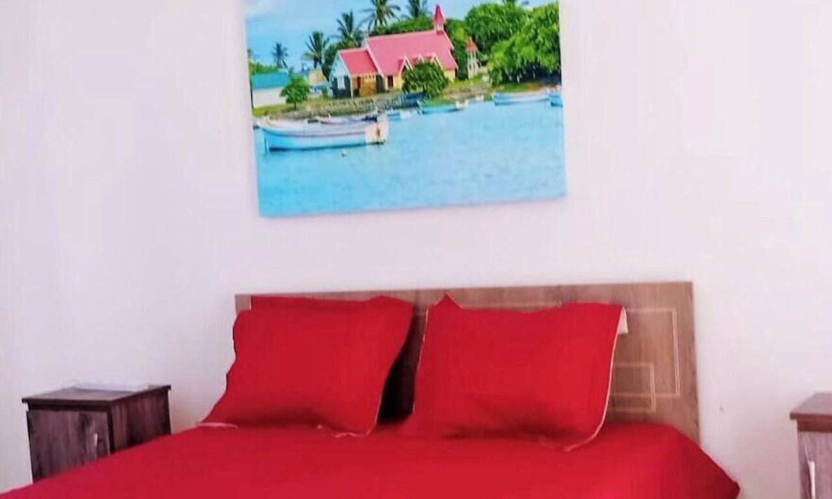 Pereybere Apartment | Spacious 4-bedroom apartments in charming Grand Baie with Pool