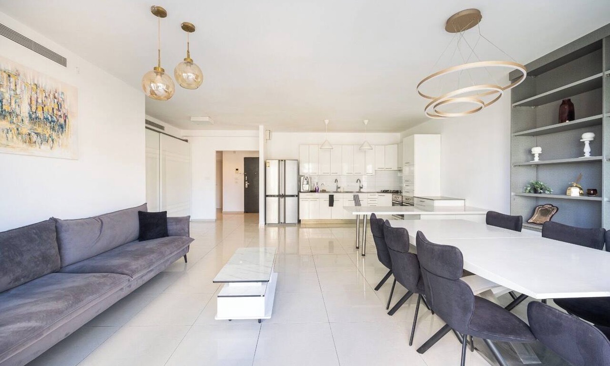 Jerusalem Apartment | Spacious and Luxury 4BR at Bayit Vegan/Ramat Sharet