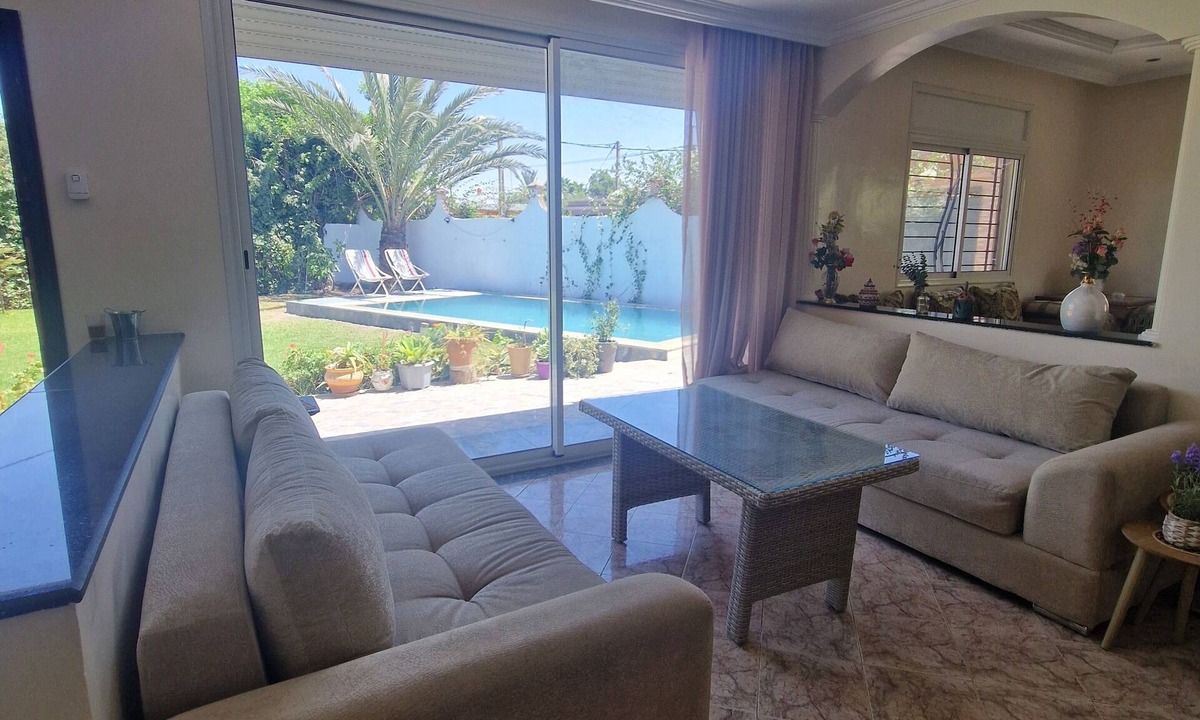 Nouaceur Villa | Spacious villa with pool near Casablanca airport