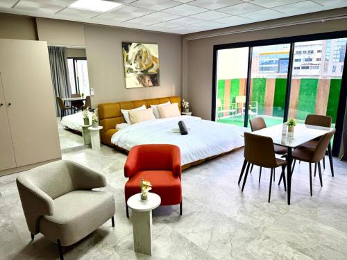 Ville Nouvelle Apartment | Studio luxueux en plein centre ville avec Wifi 200 Mo illimité