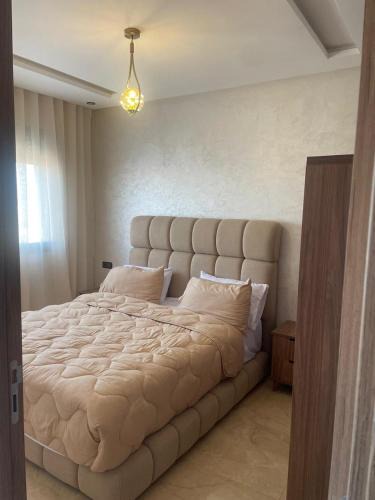 Ain Sebaa Apartment | Studio moderne avec parking ascenseur -Maarif Centre