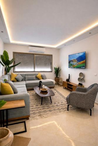 Hay El Farah Apartment | Stunning Modern Apartment in heart of Agadir for families