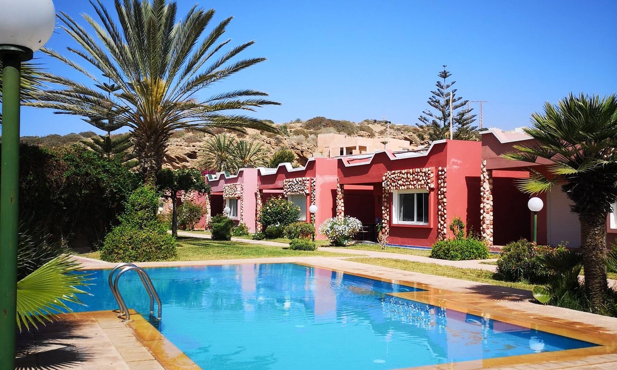 Tamraght House | Stunning ocean view bungalow by the beach with swimming pool