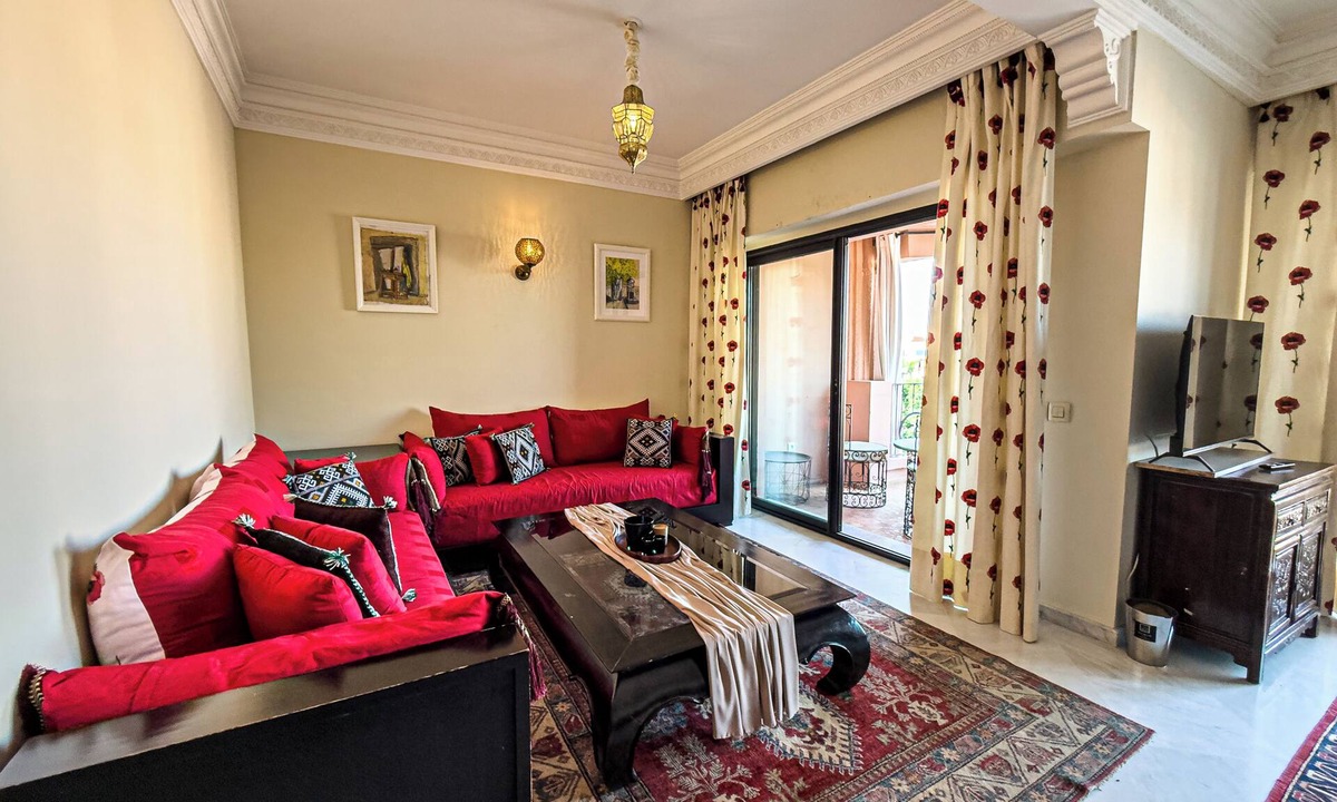 Hivernage Apartment | Stylish 2BR in L'Hivernage Pool & M'Avenue view