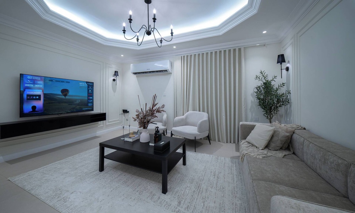 Al-Rawdah Apartment | Stylish Rawda Getaway | Comfortable 1BR Apartment