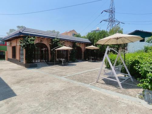 Bullawala Bed & Breakfast | The Doghouse