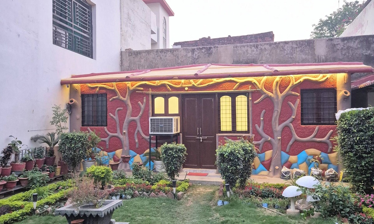 Varanasi Cottage | The Gardenveil Suite - Luxury 1RK Cottage