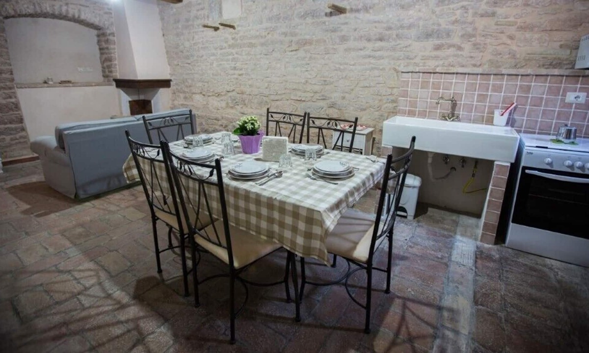 Acquacanina House | Vescia + Pie 'del Colle apartment