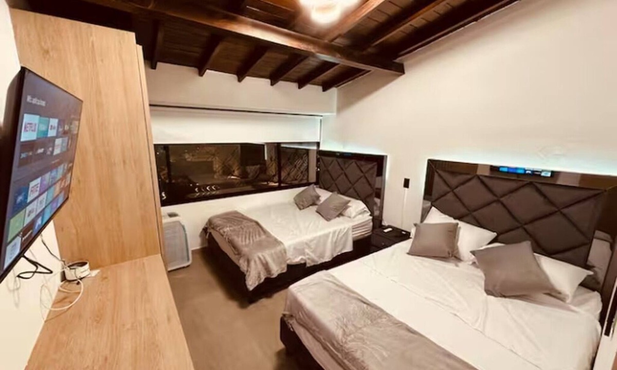 Zona Rosa Villa | Villa de 6 habitaciones Piscina y jacuzzi Provenza VIP