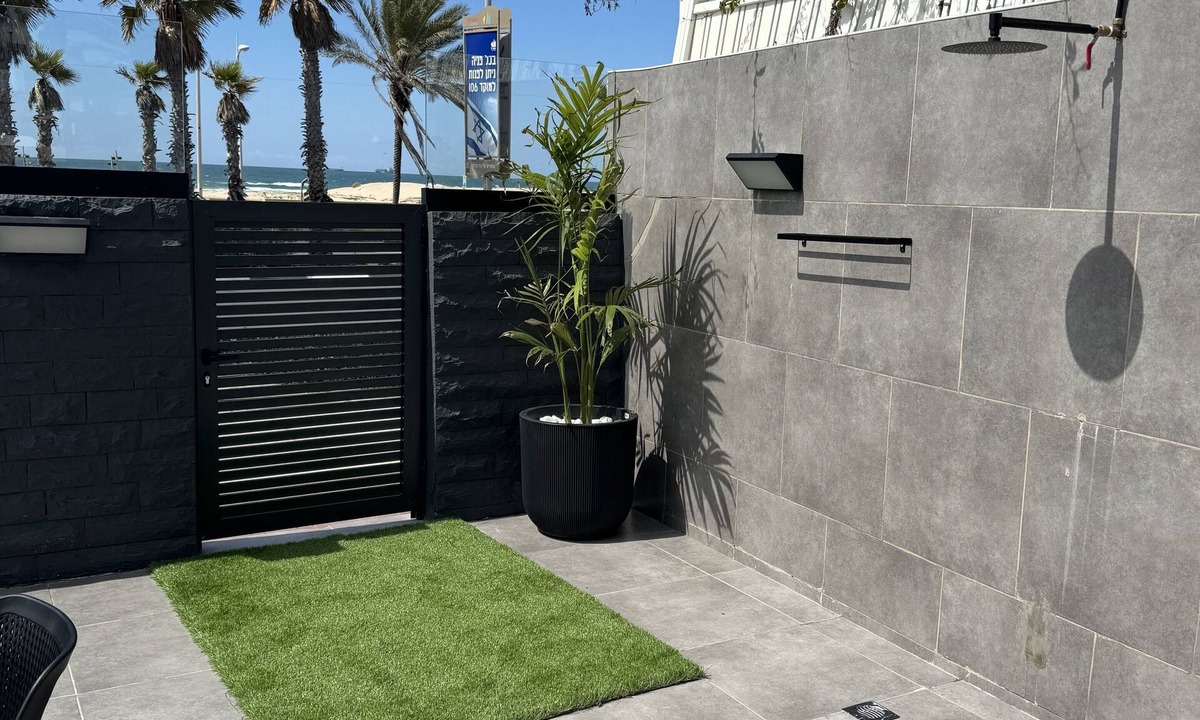 Ashdod Villa | Villa Miroir