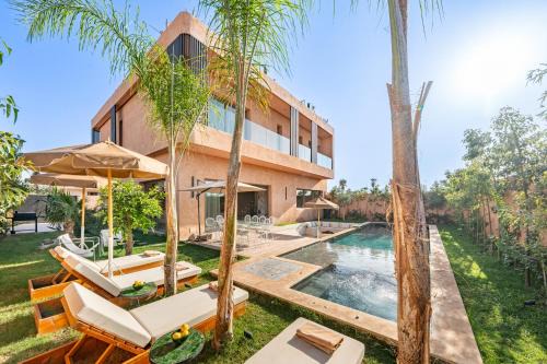 El Makina Villa | Villa Nabil by TheCasaEdition Cinema, Heated pool & Jaccuzi